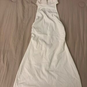 Chic Backless White bodysuit